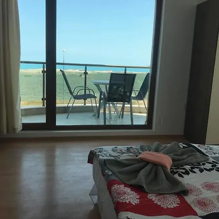 Beach דירה פרימורסקו